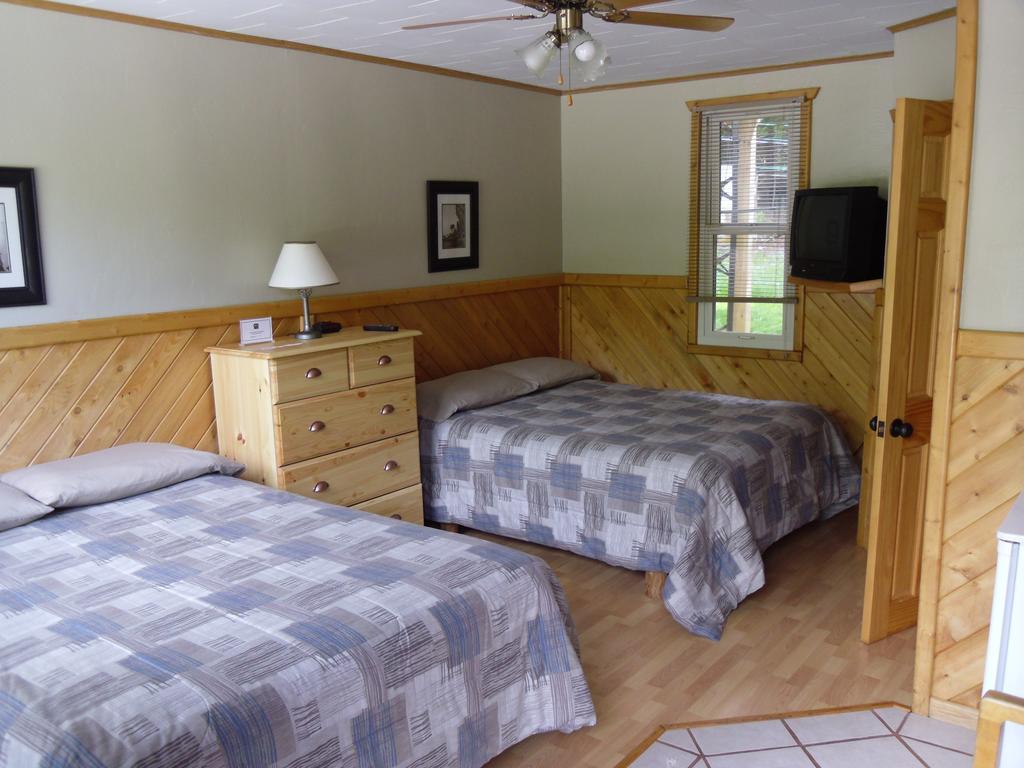 Peacock Villa Motel Тоберморі Номер фото